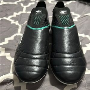 Umbro Black and Green Athletic Slip-On Shoes